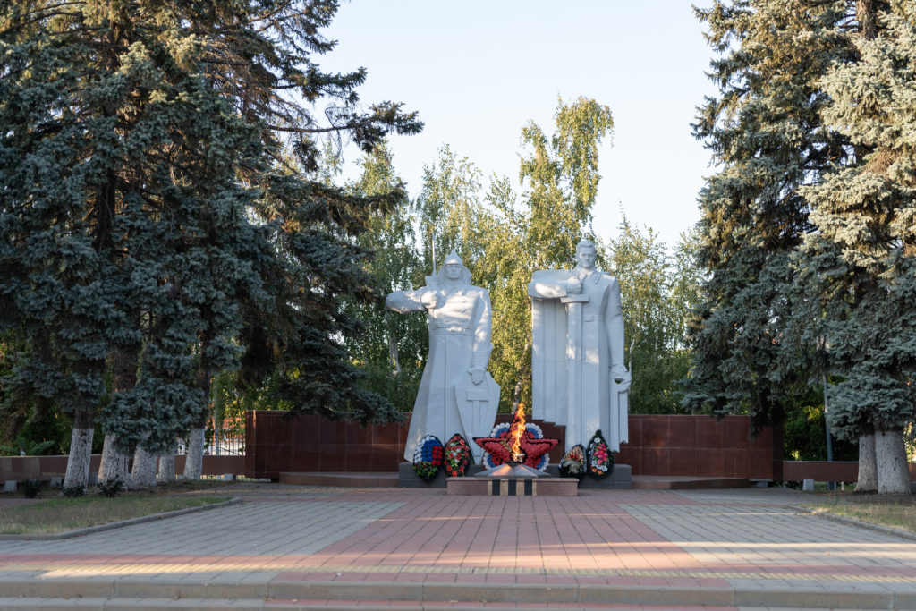 Вечный-огонь-Памятник-мемориал
